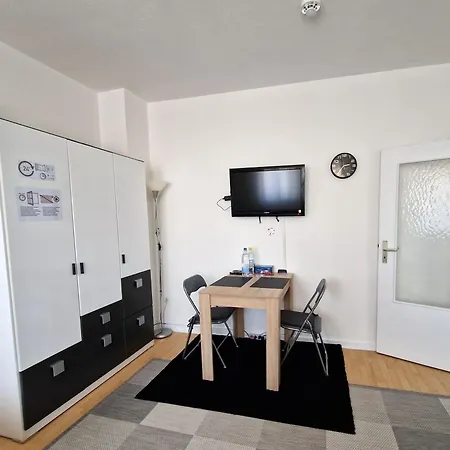 Optimus Rooms - Modern Apartment With Private Garage And U79 To Duesseldorf Fair Ντούισμπουργκ
