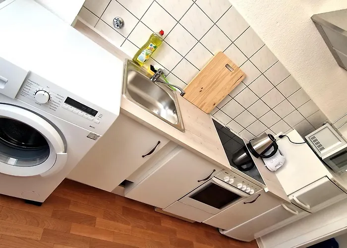 Messezimmer Duesseldorf - Essen - Work And Travel - Free Parking And Wifi Апартаменты