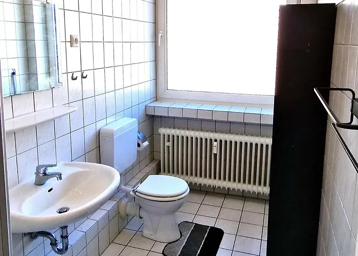 Апартаменты Messezimmer Duesseldorf - Essen - Work And Travel - Free Parking And Wifi Дуйсбург